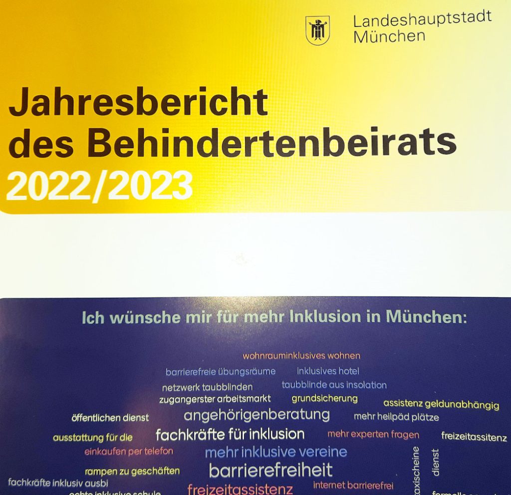 Ausschnitt des Covers der Broschüre mit der Aufschrift "Jahresbericht des Behindertenbeirats 2022/2023"